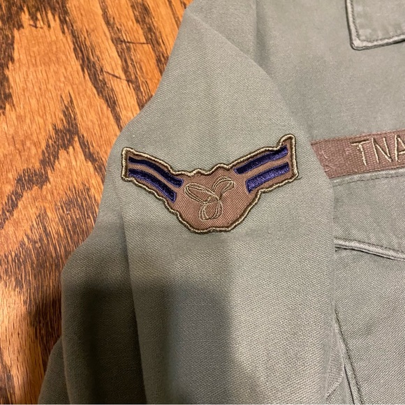 TNA Khaki Army Green Button Up Shirt - Picture 9 of 9